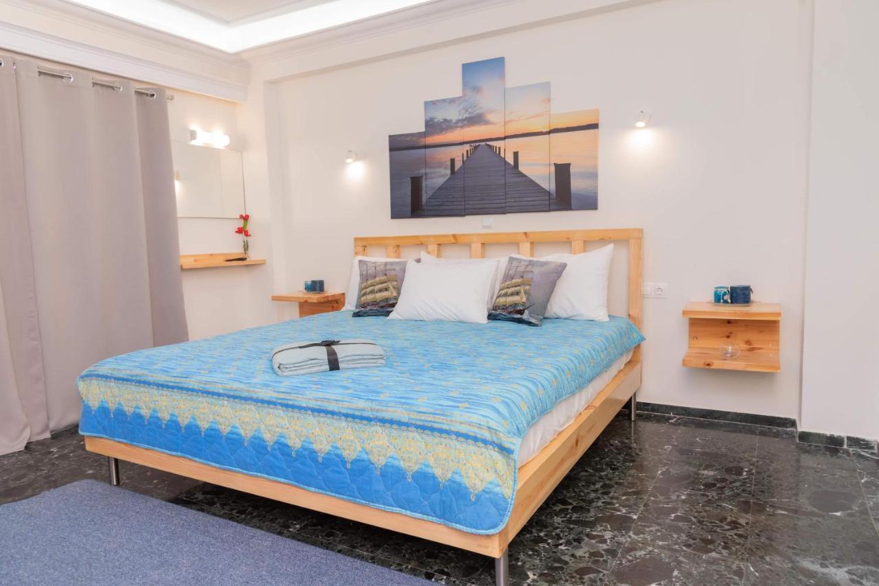 As Suites Room 14 Rhodes City Extérieur photo
